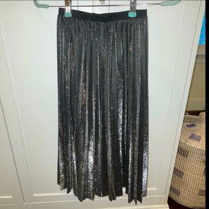 Zero Degrees Celsius pleated metallic silver skirt; size XS